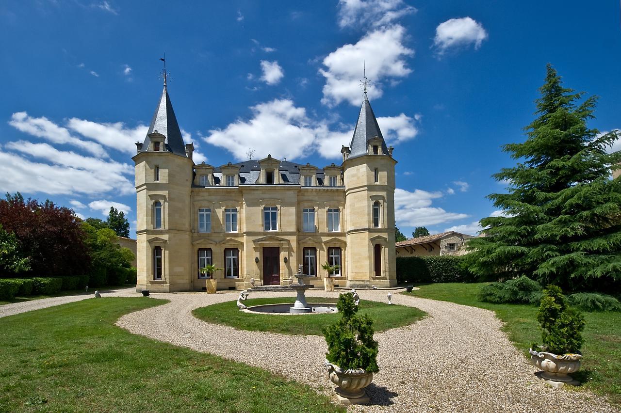 Hotel La Tour Perrier Eyrans Exterior photo